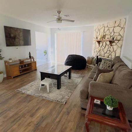 Molino 3 Bedroom 2 Bath With Pool Las Vegas Exterior photo